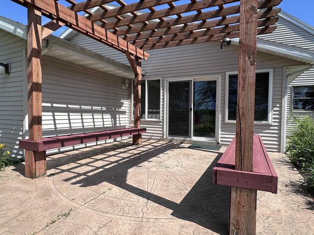 1626 S County Road C, Darien, WI 53114