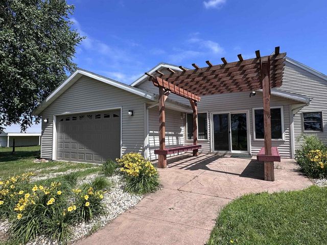 1626 S County Road C, Darien, WI 53114