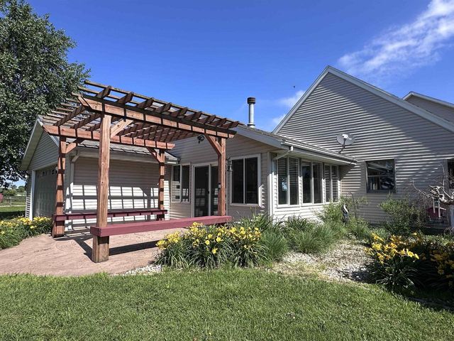 1626 S County Road C, Darien, WI 53114