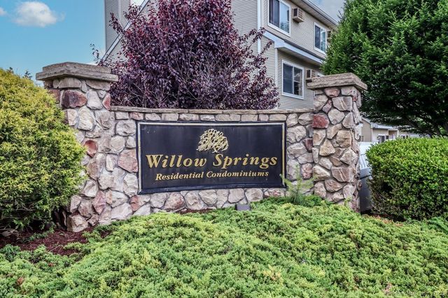41 Willow Springs 41, New Milford, CT 06776