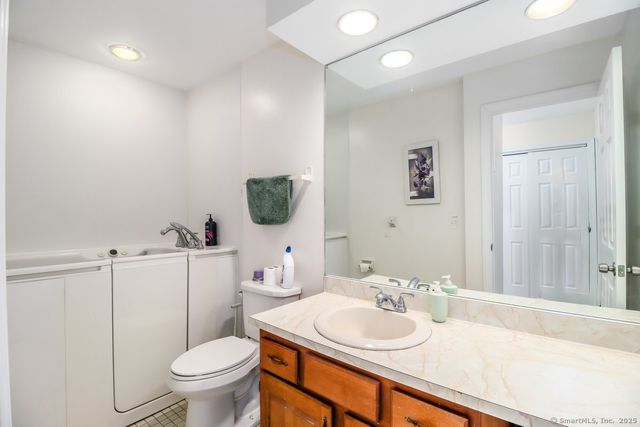 41 Willow Springs 41, New Milford, CT 06776