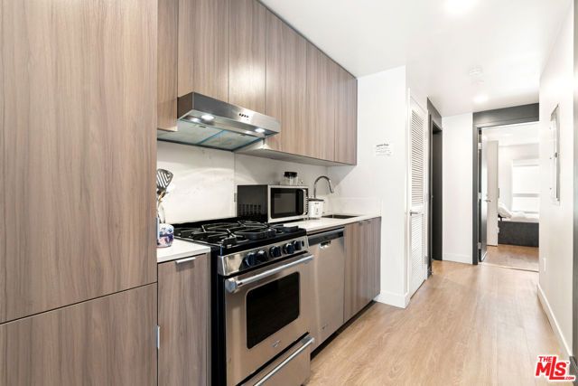 1743 Butler Avenue, Los Angeles, CA 90025