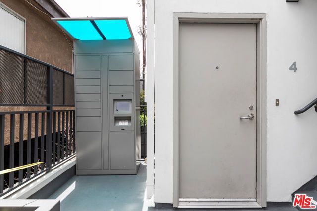 1743 Butler Avenue, Los Angeles, CA 90025