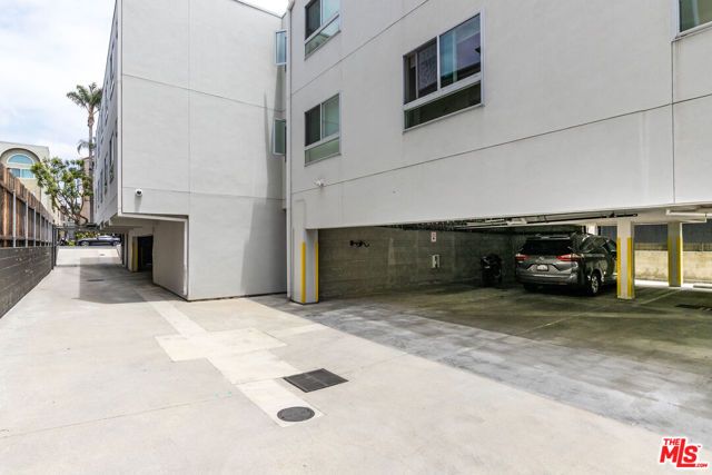 1743 Butler Avenue, Los Angeles, CA 90025