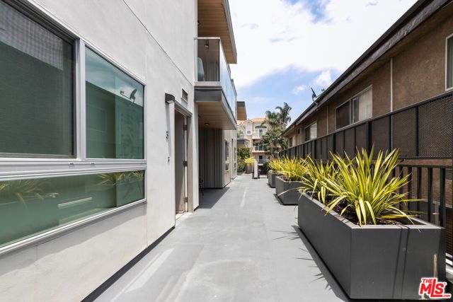 1743 Butler Avenue, Los Angeles, CA 90025