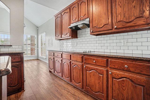 1105 Blaze Court, Midlothian, TX 76065