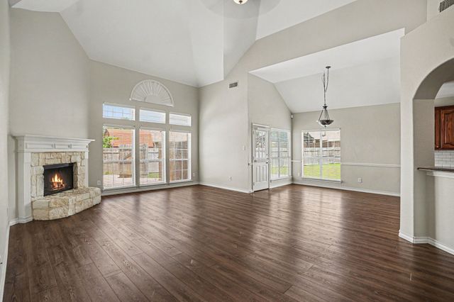 1105 Blaze Court, Midlothian, TX 76065