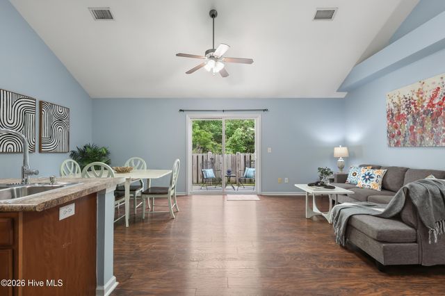 117 Lincoln Place Circle, Leland, NC 28451