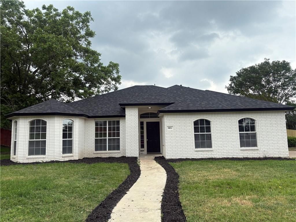 421 Arapaho DR, Harker Heights, TX 76548