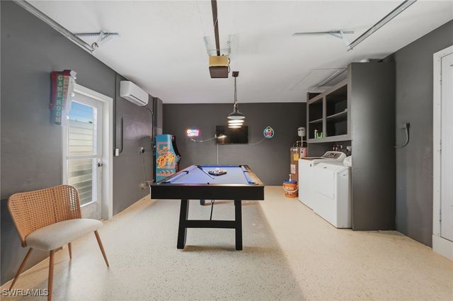 4044 Country Club BLVD, Cape Coral, FL 33904