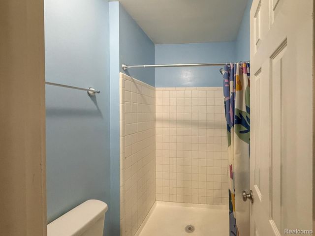 36721 Park Place Drive, Sterling Heights, MI 48310