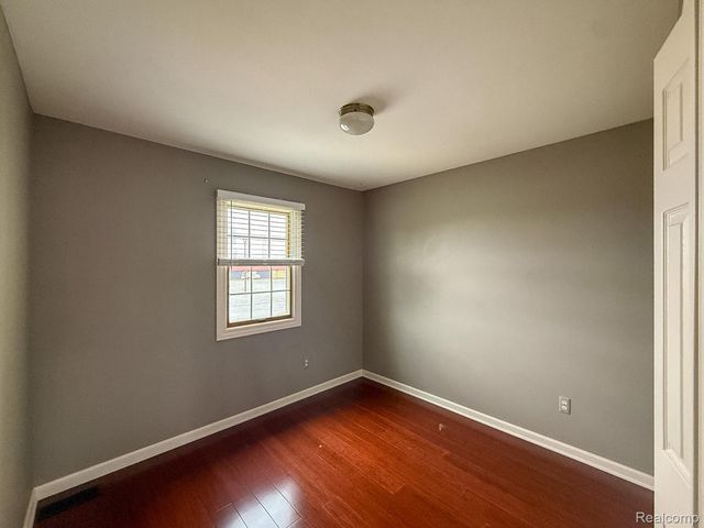 36721 Park Place Drive, Sterling Heights, MI 48310
