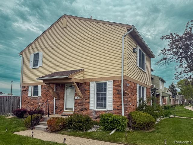 36721 Park Place Drive, Sterling Heights, MI 48310