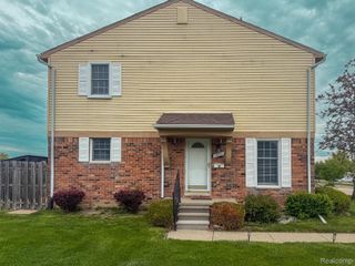 36721 Park Place Drive, Sterling Heights, MI 48310