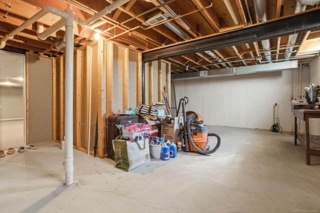 46346 Hollowoode Lane, Macomb, MI 48044