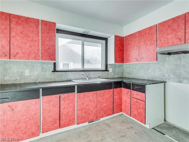 2038 Bigelow Street, Akron, OH 44314