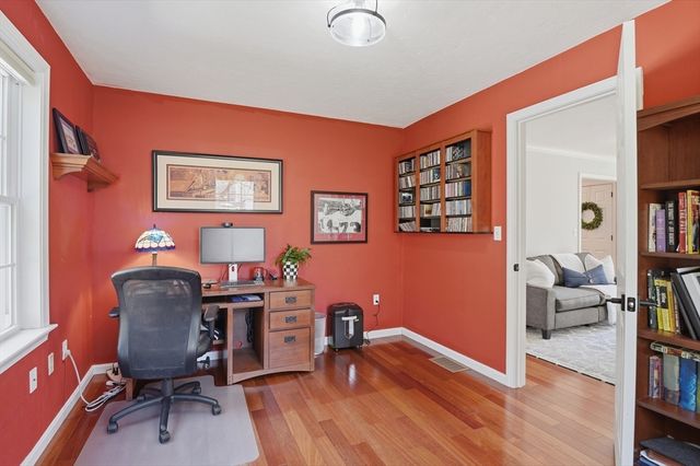12 Riffles Lane, Hudson, MA 01749