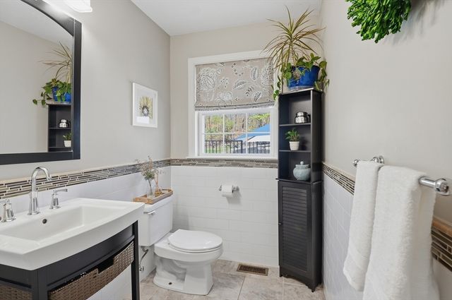 12 Riffles Lane, Hudson, MA 01749