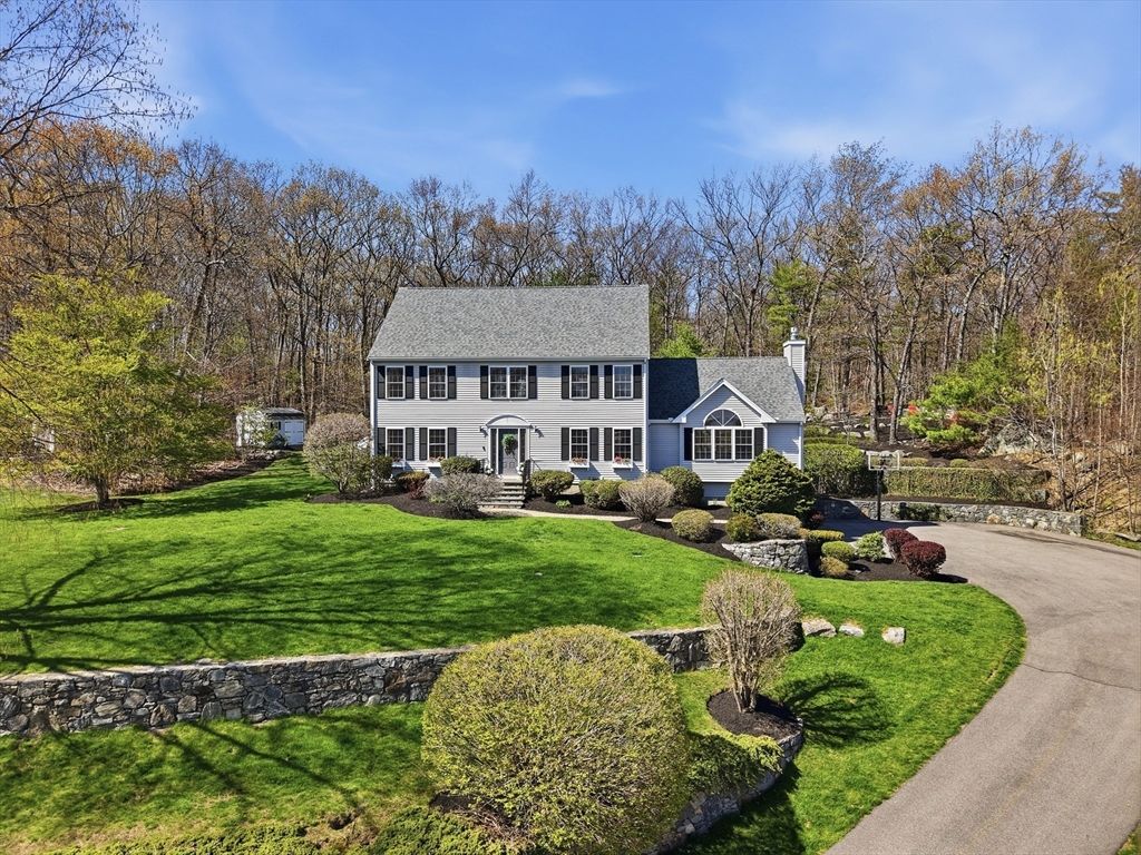 12 Riffles Lane, Hudson, MA 01749