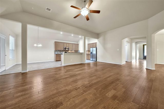25208 Forest Ledge Dr, Porter, TX 77365