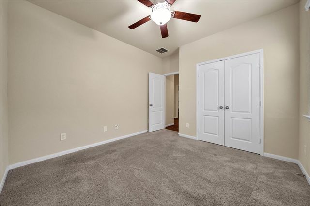 25208 Forest Ledge Dr, Porter, TX 77365