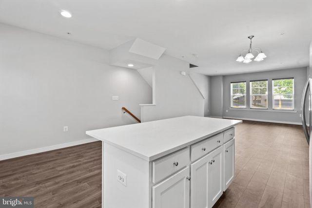220 E PENNSYLVANIA AVE, Towson, MD 21286