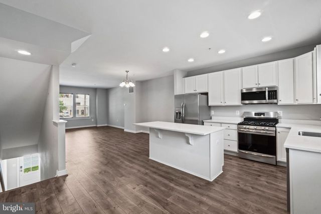220 E PENNSYLVANIA AVE, Towson, MD 21286