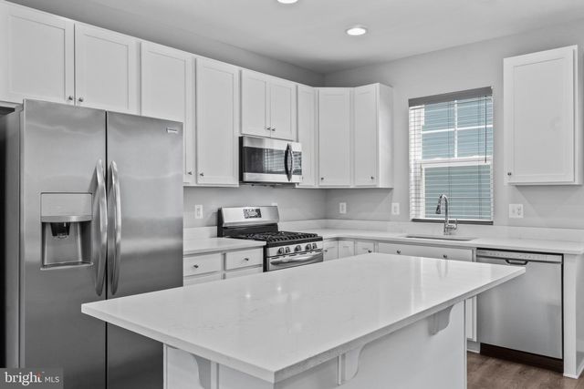 220 E PENNSYLVANIA AVE, Towson, MD 21286