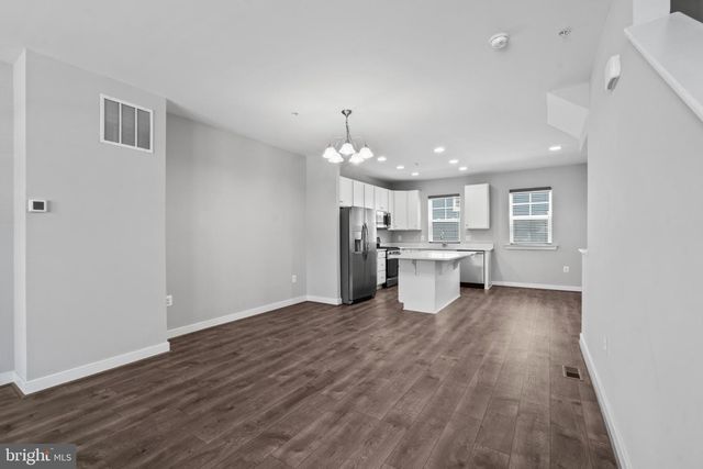 220 E PENNSYLVANIA AVE, Towson, MD 21286