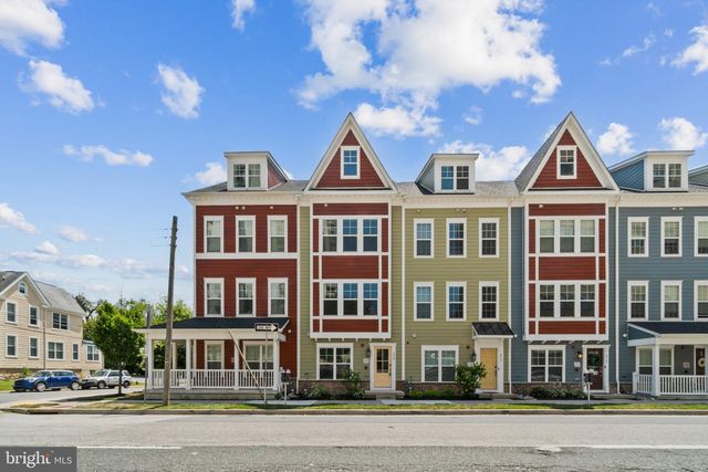 220 E PENNSYLVANIA AVE, Towson, MD 21286