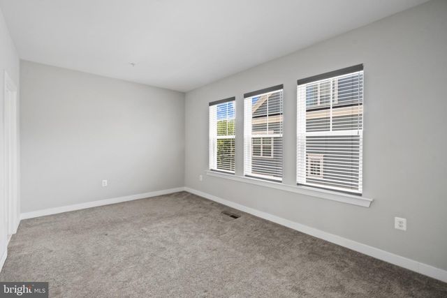 220 E PENNSYLVANIA AVE, Towson, MD 21286