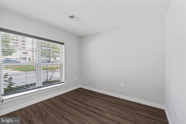 220 E PENNSYLVANIA AVE, Towson, MD 21286