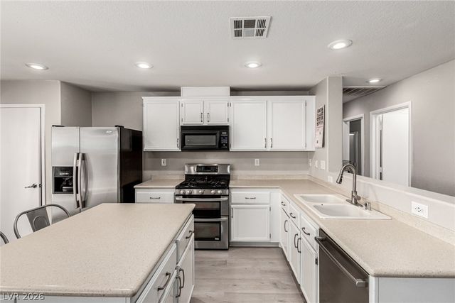 8324 Vickers Canyon Street, Las Vegas, NV 89131