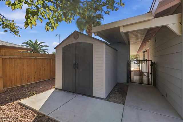 4924 Elaina Avenue, Las Vegas, NV 89120