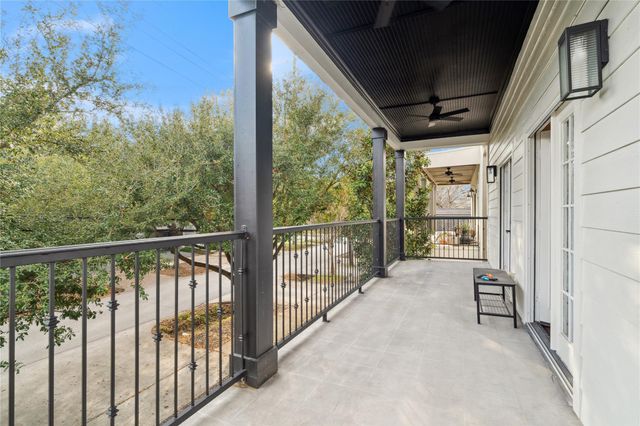 415 W 8th Street, Houston, TX 77007