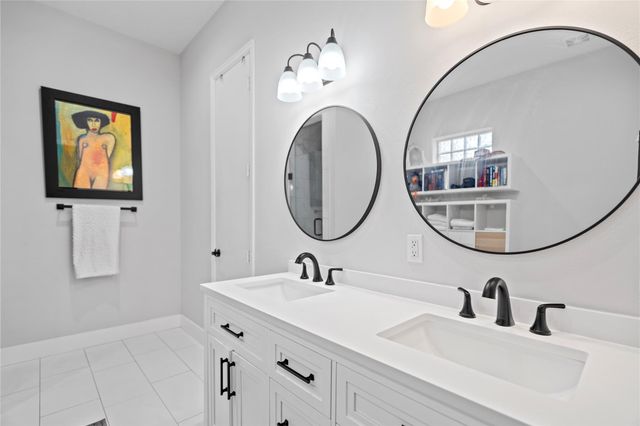 415 W 8th Street, Houston, TX 77007