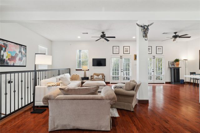 415 W 8th Street, Houston, TX 77007