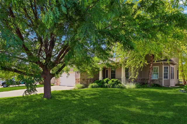 15703 Aurora Avenue, Urbandale, IA 50323