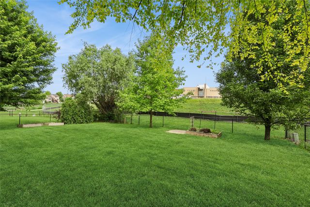 15703 Aurora Avenue, Urbandale, IA 50323