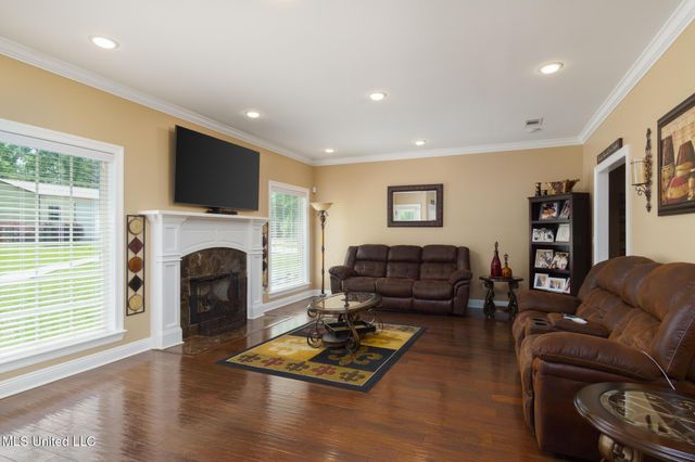 48 Harrell Road, Hattiesburg, MS 39401