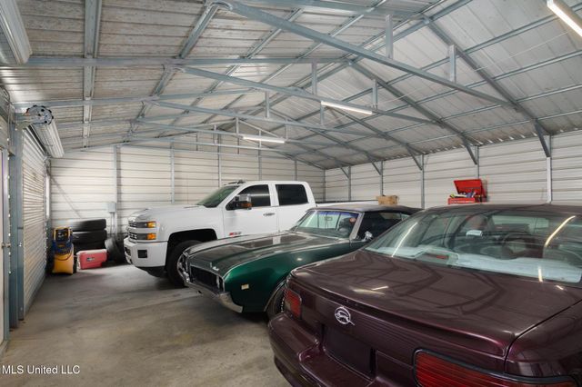 48 Harrell Road, Hattiesburg, MS 39401