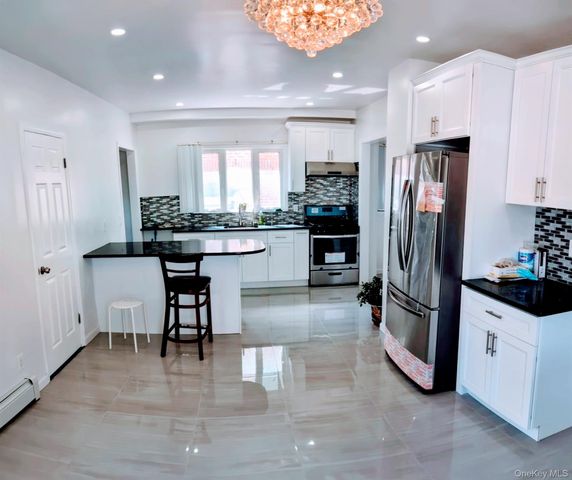 143-40 poplar Avenue, Flushing, NY 11355