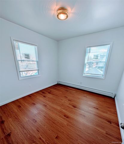 143-40 poplar Avenue, Flushing, NY 11355
