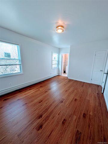143-40 poplar Avenue, Flushing, NY 11355