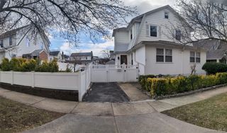 143-40 poplar Avenue, Flushing, NY 11355