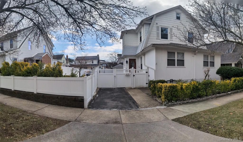 143-40 poplar Avenue, Flushing, NY 11355
