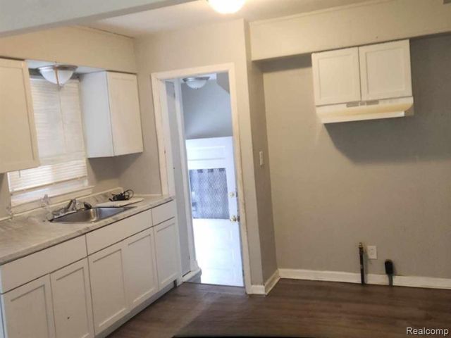 11776 Rossiter Street, Detroit, MI 48224