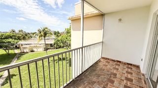 1450 NE 191st St 404, Miami, FL 33179