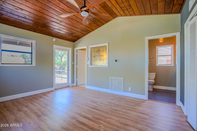 6521 N 11TH Avenue, Phoenix, AZ 85013