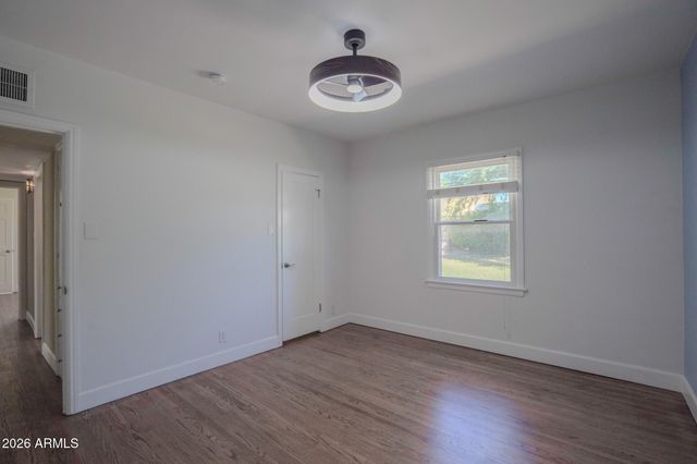 6521 N 11TH Avenue, Phoenix, AZ 85013